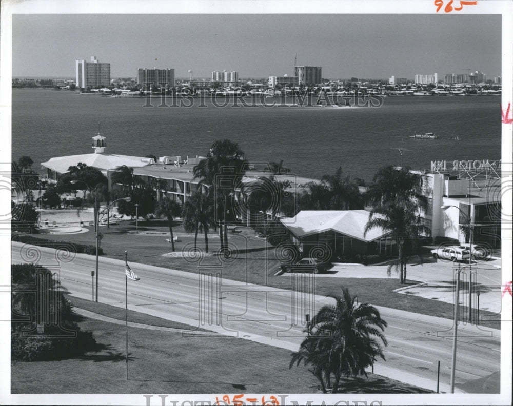 1974 Schraff's Motor Inn to get new look  - Historic Images