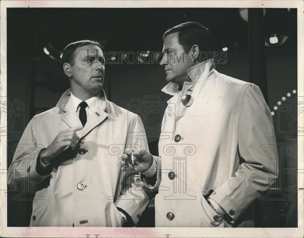 1966 Dan Rowan & Dick Martin star in "The Dean Martin Summer Show" - Historic Images