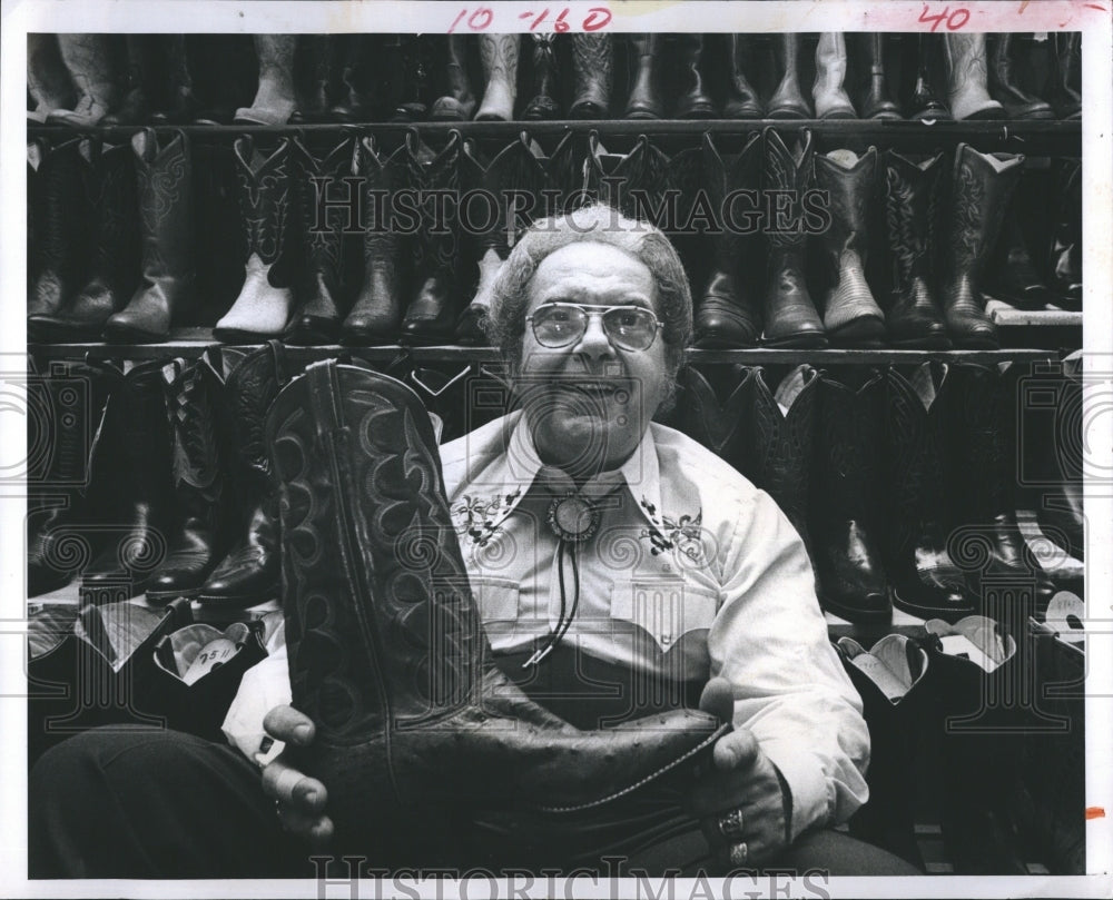 1980 Leonard Rauch selling Western Wear to Suncoasters  - Historic Images