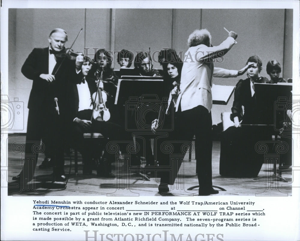 1974 Violinist Yehudi Menuhin with conductor Alexander Schneider - Historic Images