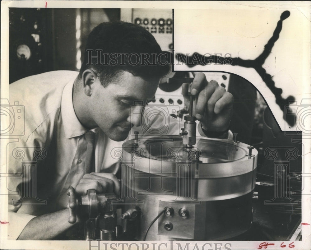 1963 Dr. M.L. Muga University Of Florida Professor Of Chemistry - Historic Images