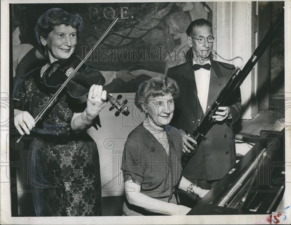 1958 Julie, Mae, and Len Obrecht Musical Family  - Historic Images