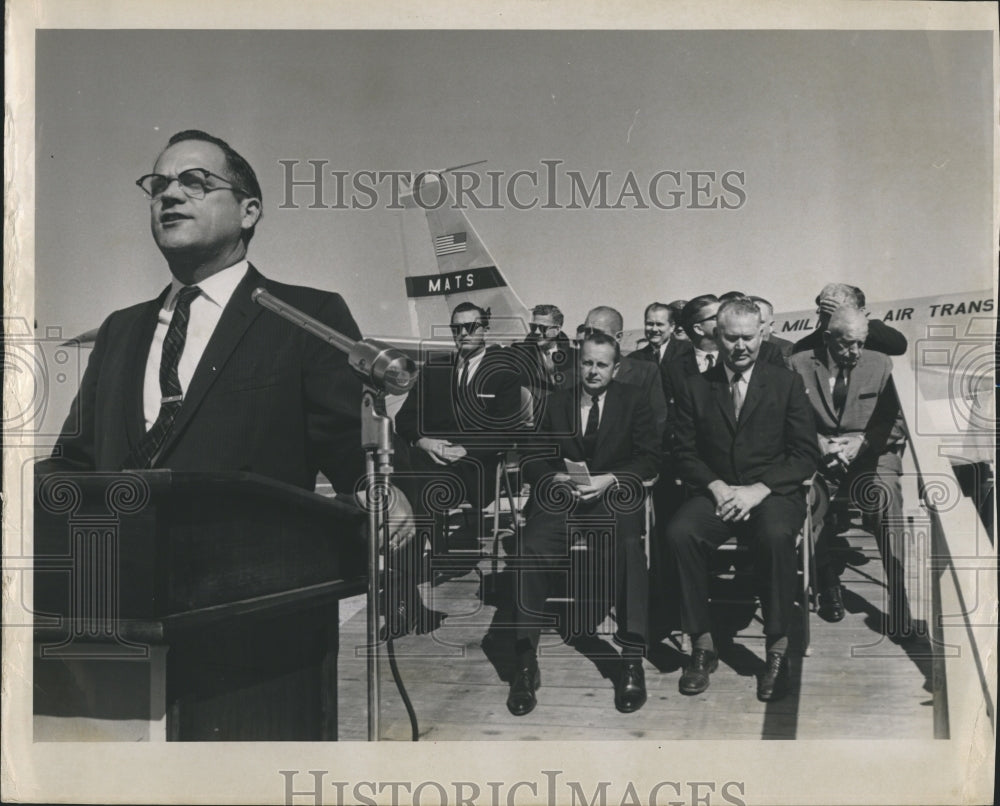 1963 Lewis Homer, and others, commissioners.  - Historic Images