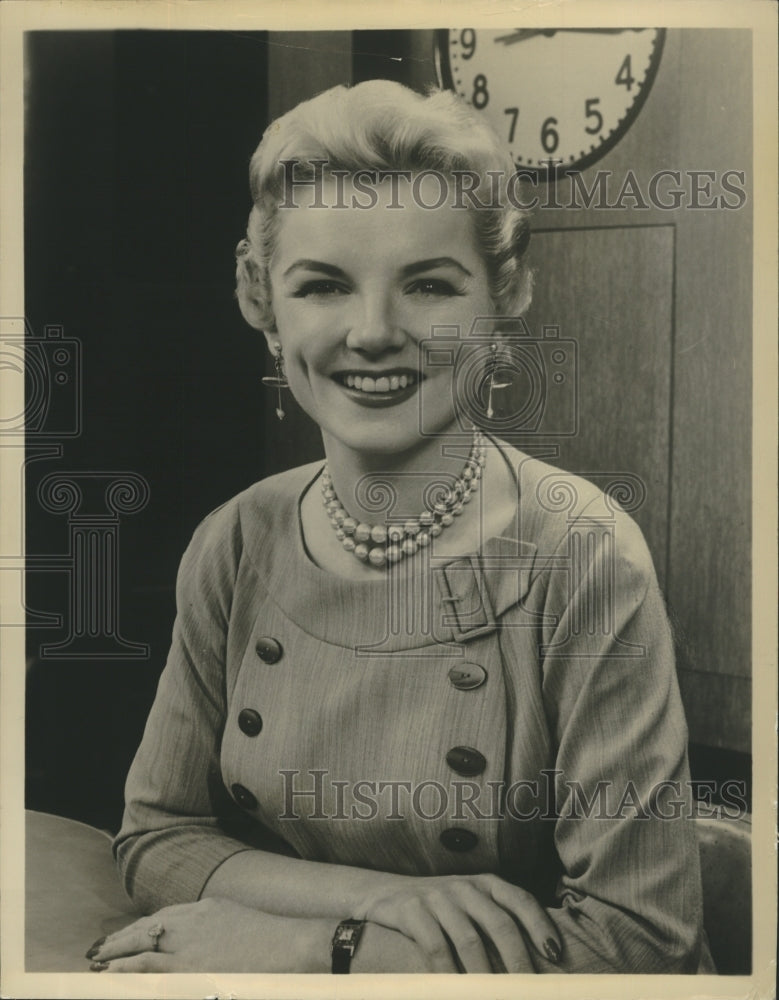 Helen O'Connell, Head shot, singer, actress, dancer  - Historic Images