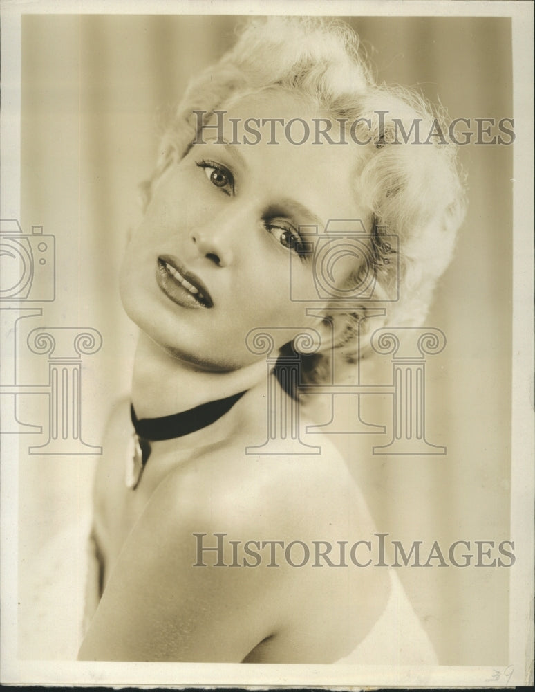 1950 Michael "Mike" Mauree "True Dectective Mysteries"  - Historic Images