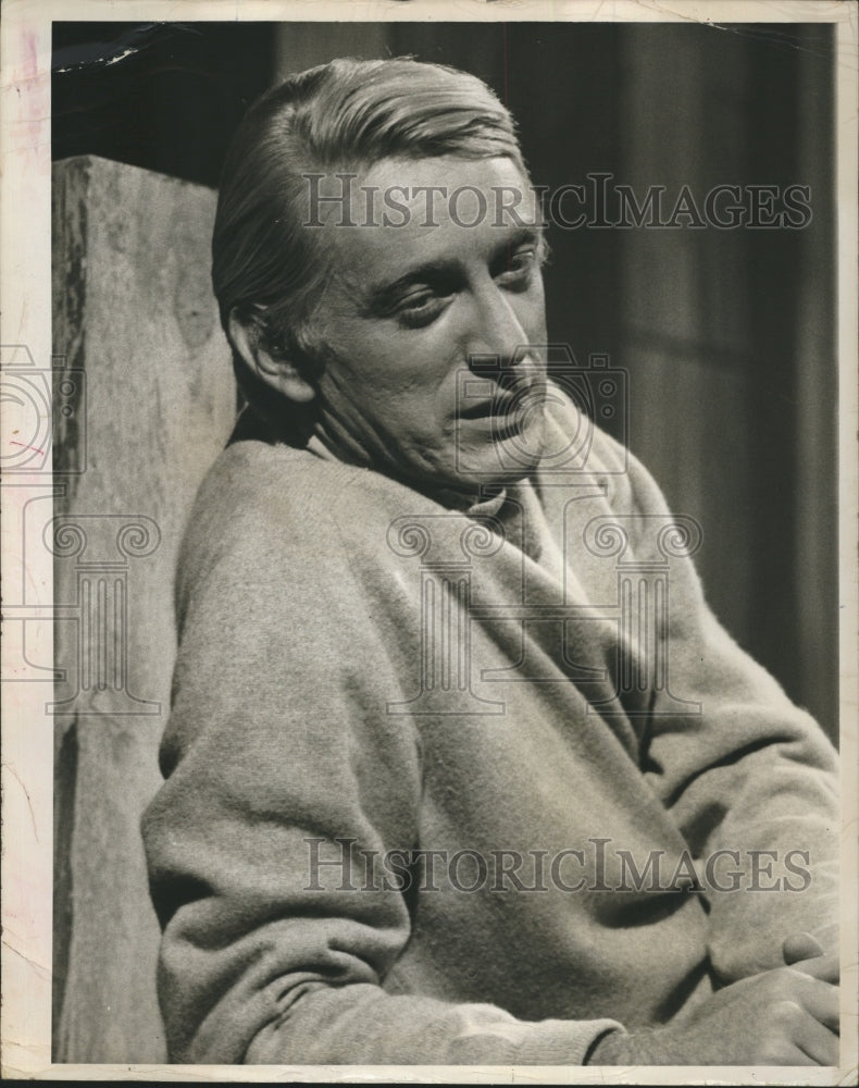 1970 Singer-Composer-Poet Rod McKuen Stars in Own TV Special - Historic Images