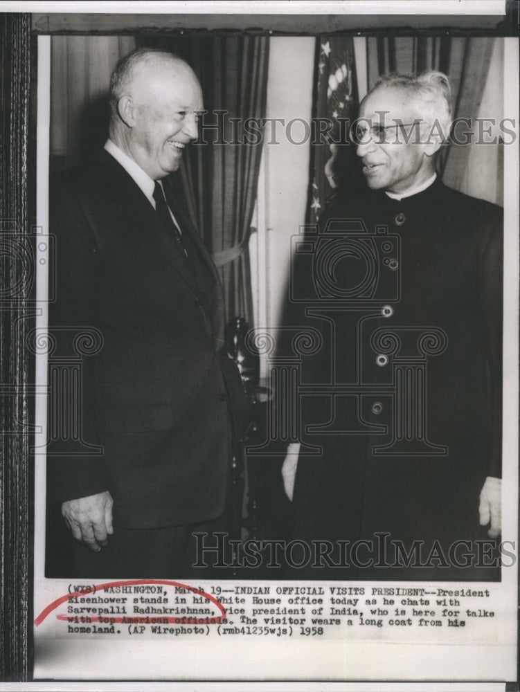 1958 President Eisenhower And India VP Sarvepalli Radhakrishnan - Historic Images