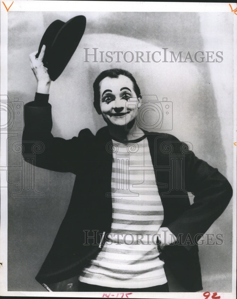 1970 Ladislav Fialka idols are Chaplin and Keaton - Historic Images