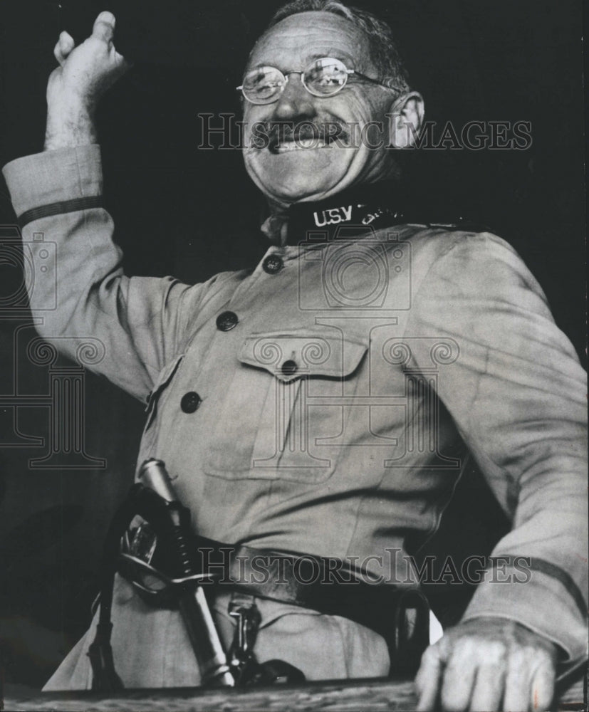 1980 Actor James Whitmore as Teddy Roosevelt in "Bully" - Historic Images