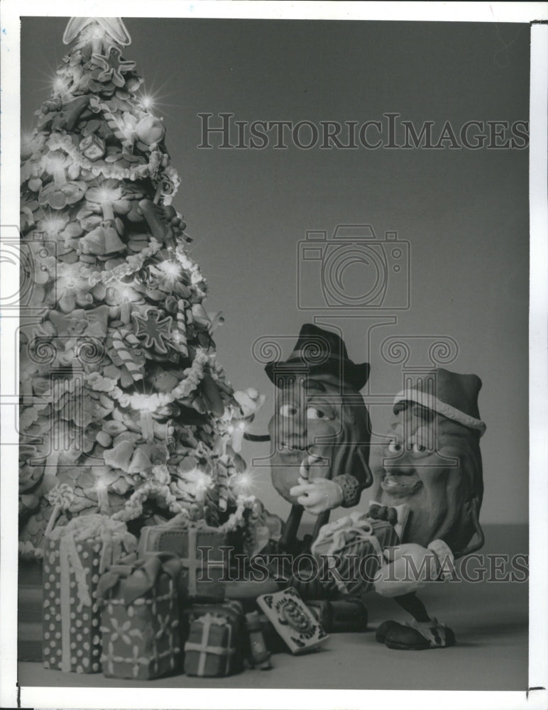1989 Press Photo Scene from "A Claymation Christmas Celebration" CBS TV - Historic Images