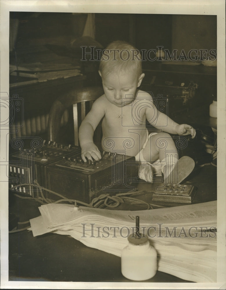 Press Photo 7-month-old David Delano - Historic Images