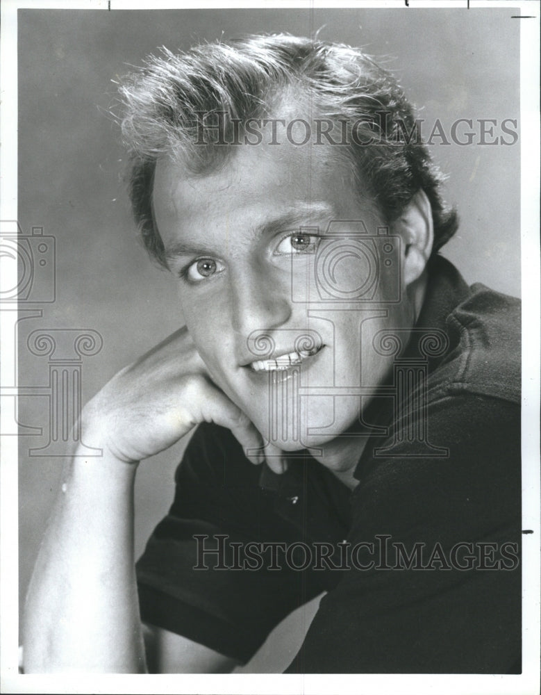 1986 Actor Woody Harrelson - Historic Images