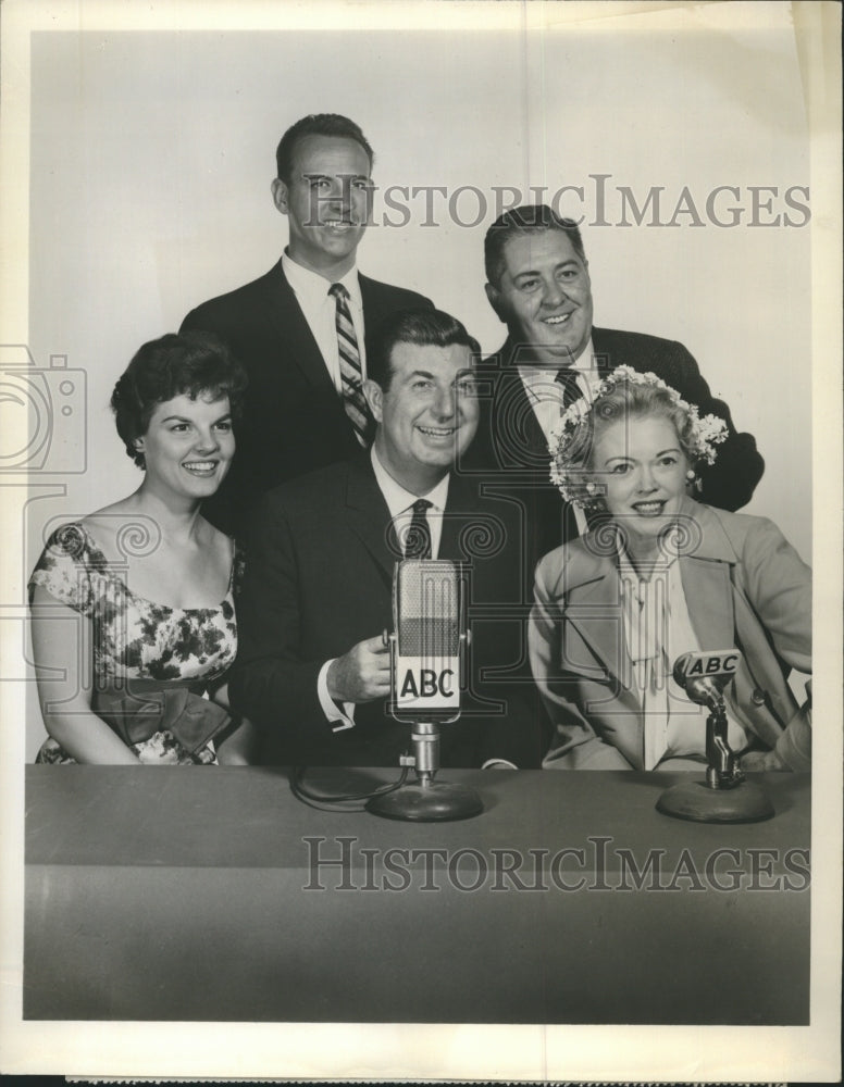  Cast Of Don McNeill's Breakfast Club Include Anita Bryant Dick Noel - Historic Images