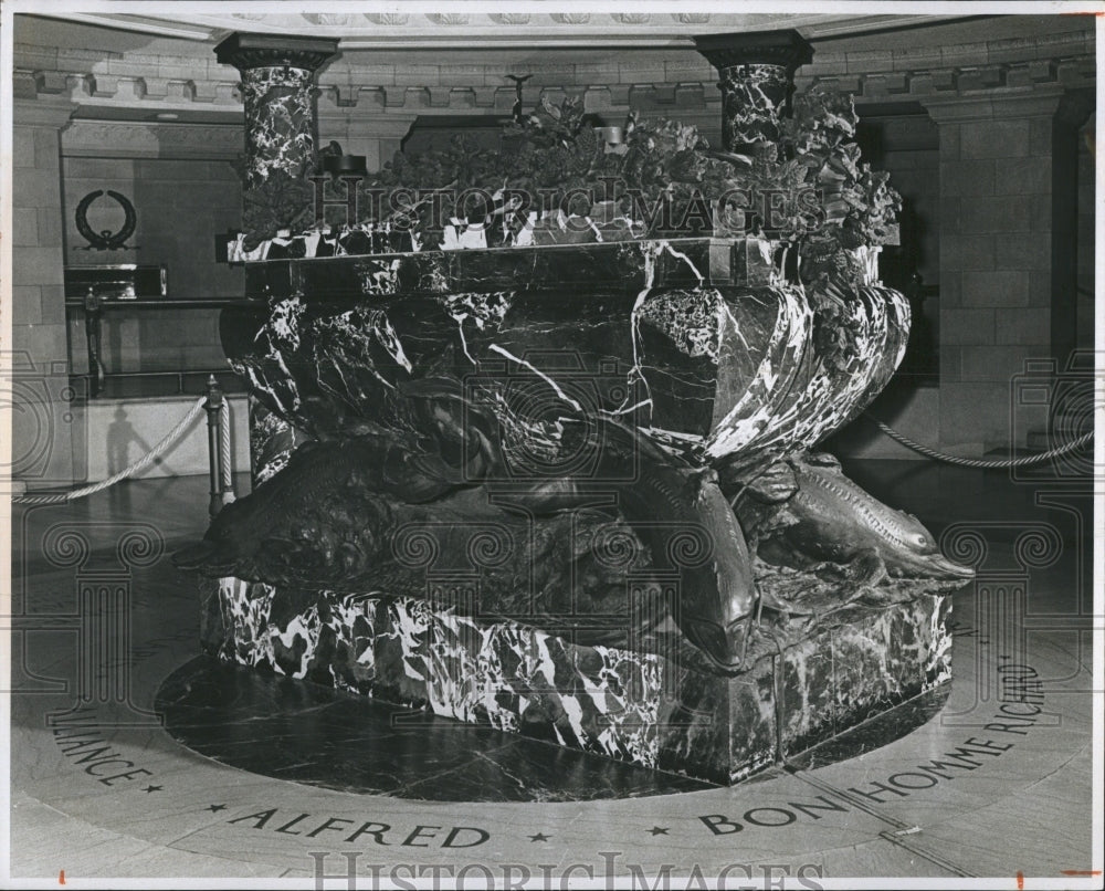 Press Photo US Navy John Paul Jones Marble Bronze Sarcophagus Annapolis Maryland - Historic Images