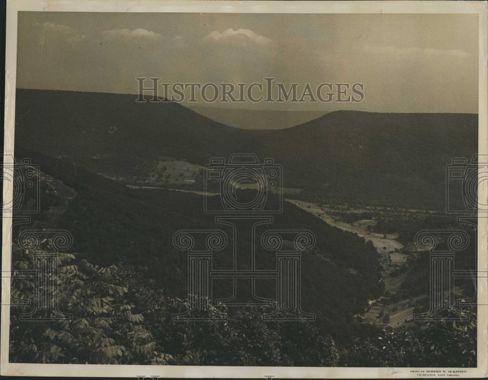 1949 Mineral County West Virginia Allegheny Front Mountain Saddle - Historic Images