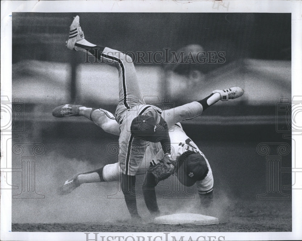 1977 Prize Winning Photo, St. Petersburg Times Evening Independent - Historic Images