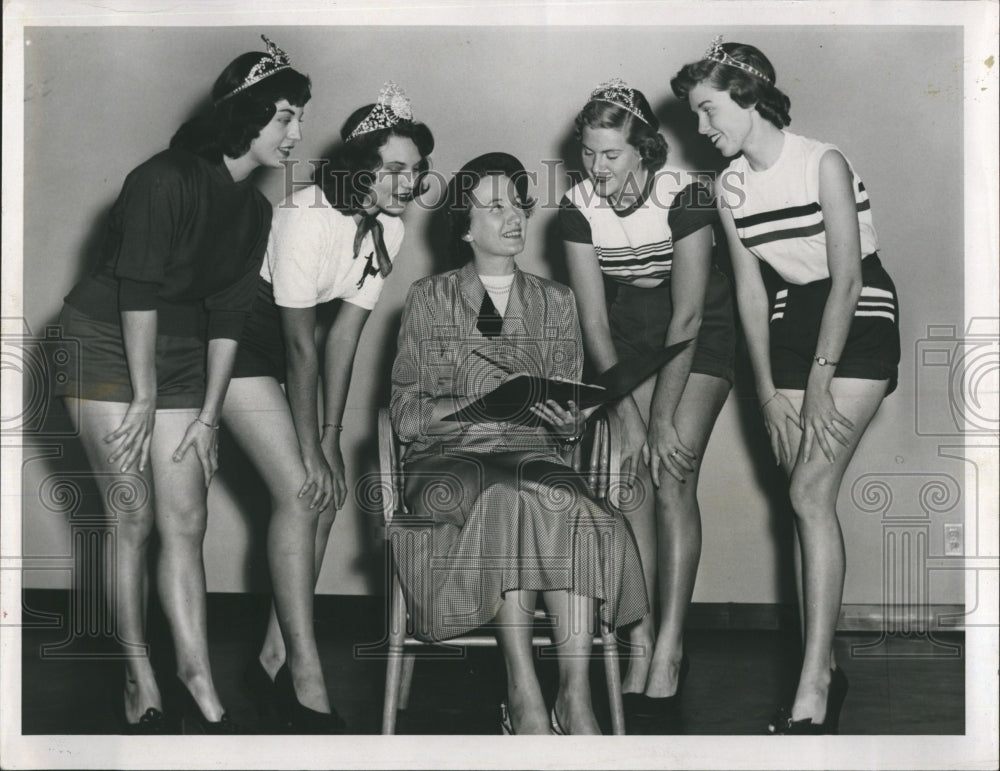 Press Photo Ylinen, Bryan, Galvin, Bryant, Becker, Festival Queens - Historic Images
