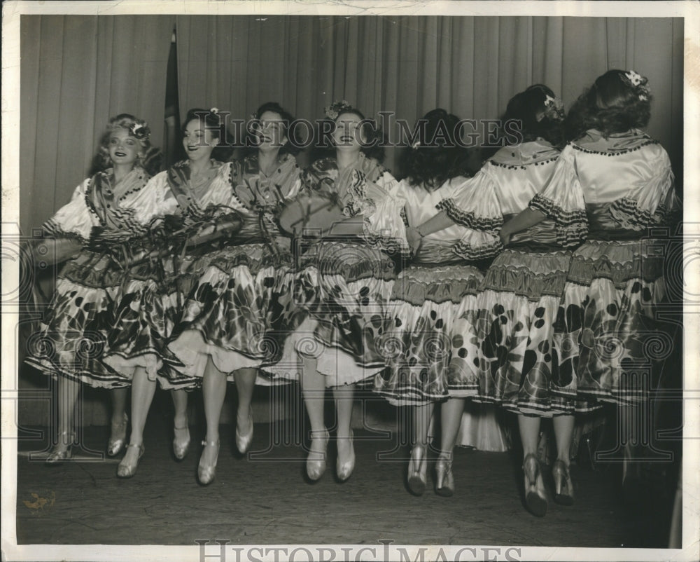 1941 The Latin Lovelies chorus of the Rhumba Casino - Historic Images