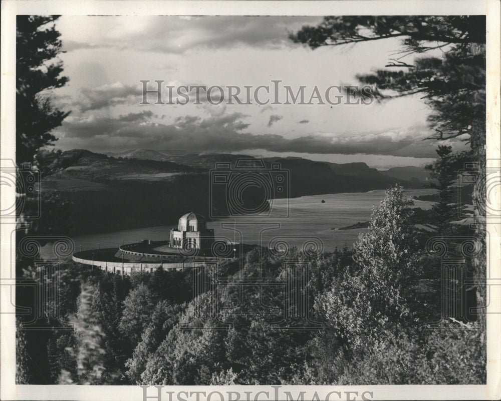 1975 Crown Point Vista House on the Columbia River - Historic Images