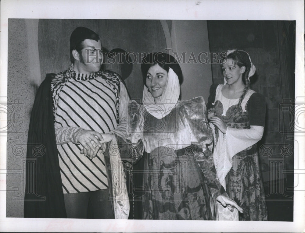 1969 "Faust" starring Frank Summers, Harriette Alojian, Martha - Historic Images