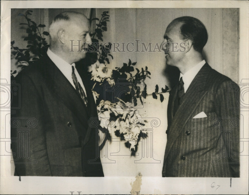 1946 Umberto talks with James Farley, former US postmaster general - Historic Images