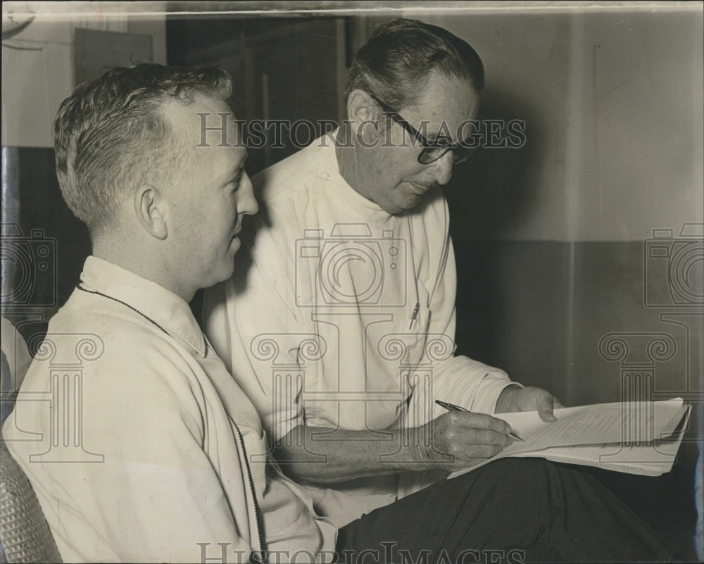 1961 David Martin enters beard growing contest - Historic Images