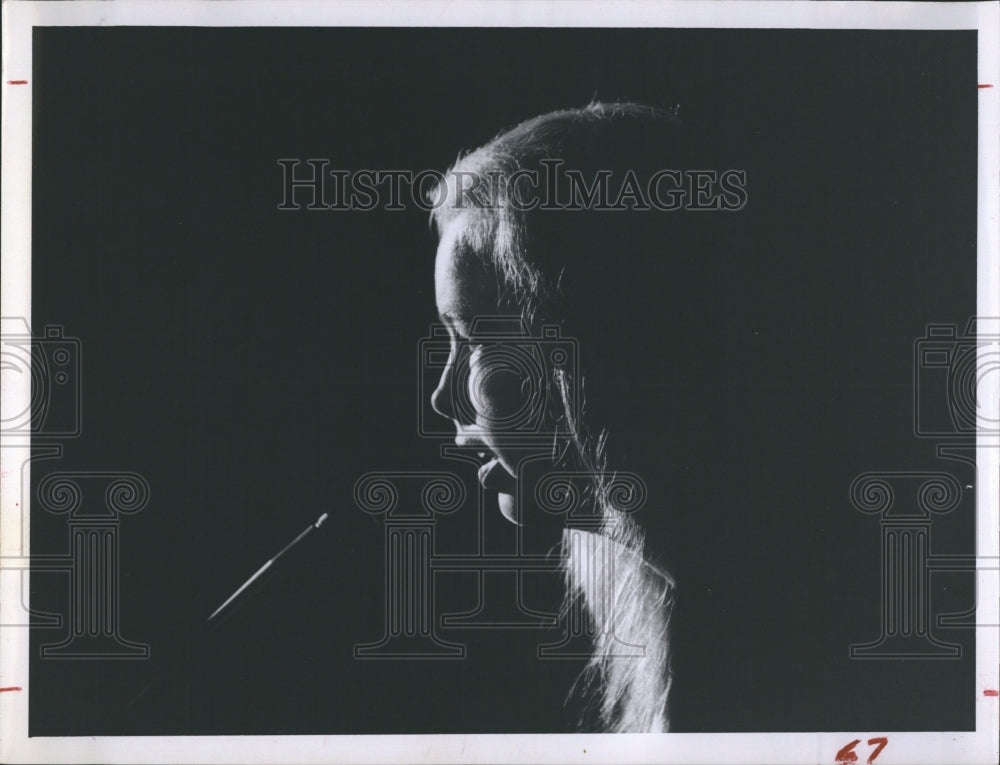 1965 A picture of Pat Munson - Historic Images