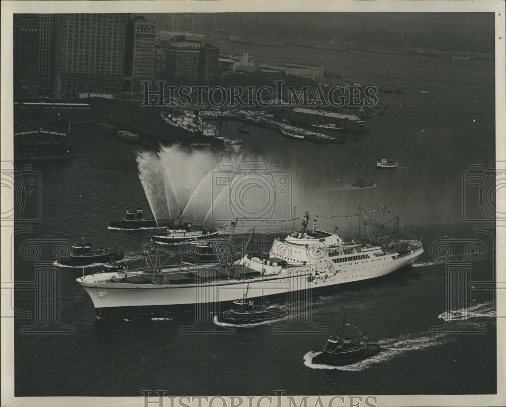 1965 New York City Harbor Boats - Historic Images