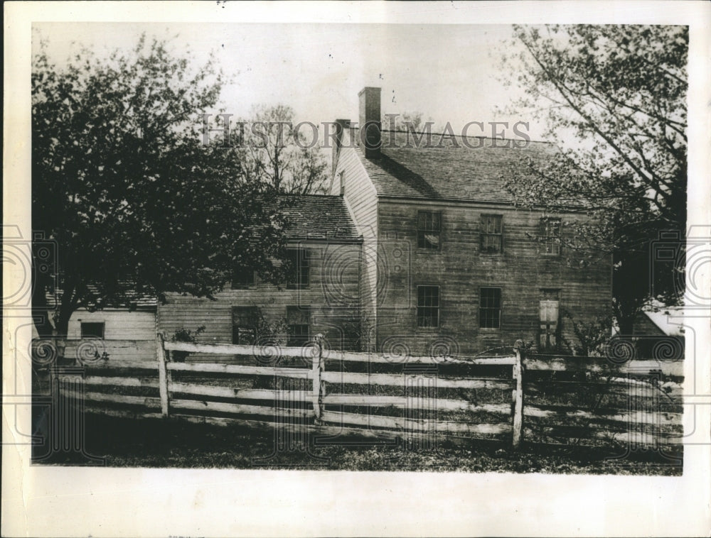 1961 Abandoned house - Historic Images