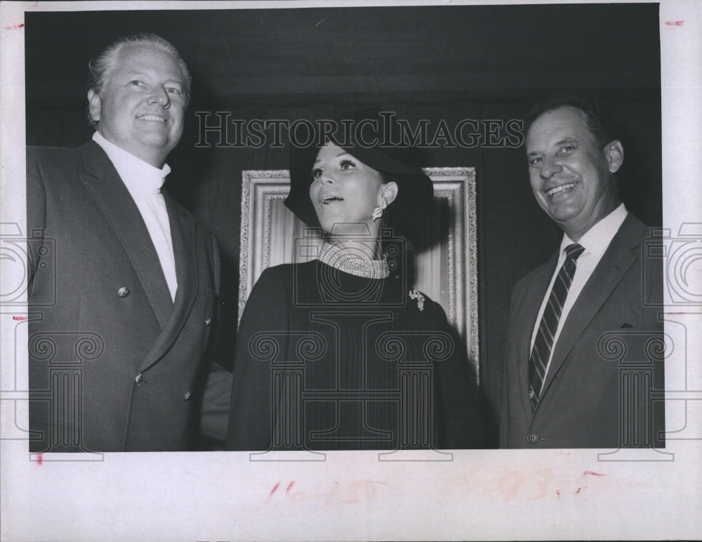 1968 Chris McGuire her husband and Mayor of Bradenton - Historic Images