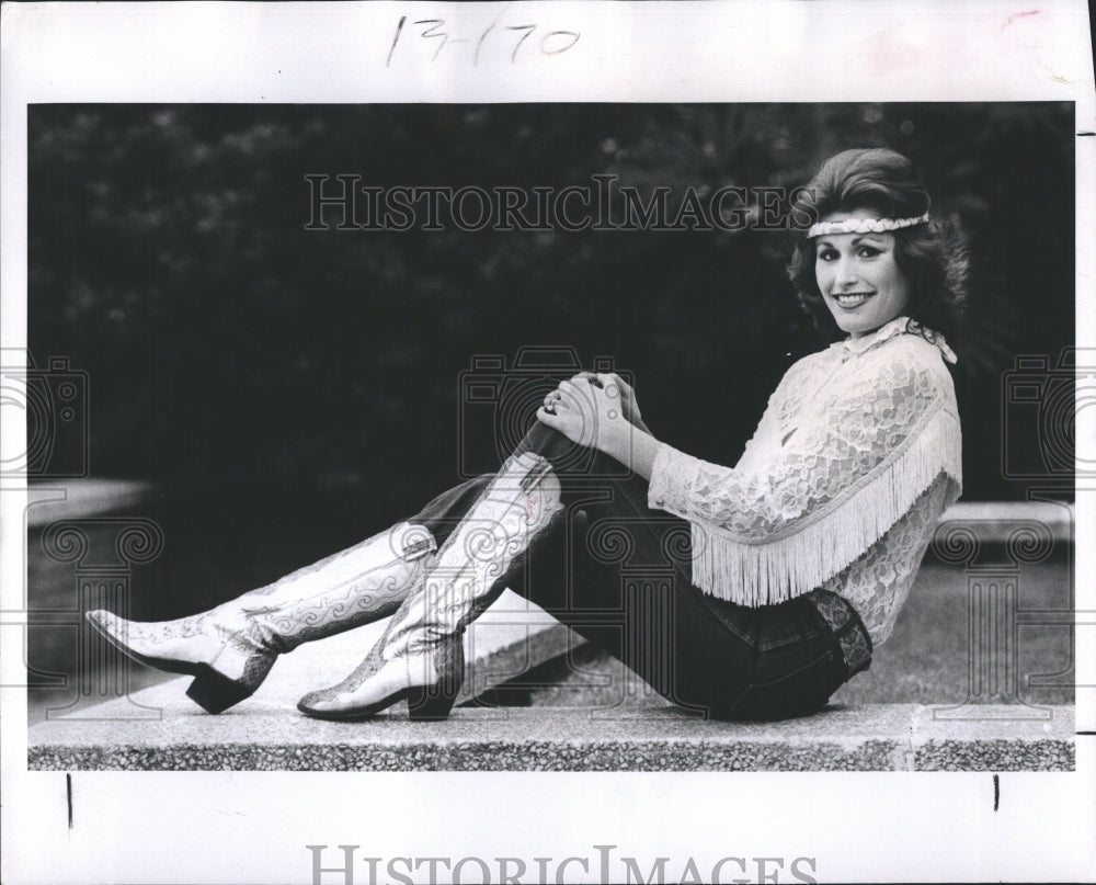 1982 Alana McGuire fashion designer - Historic Images