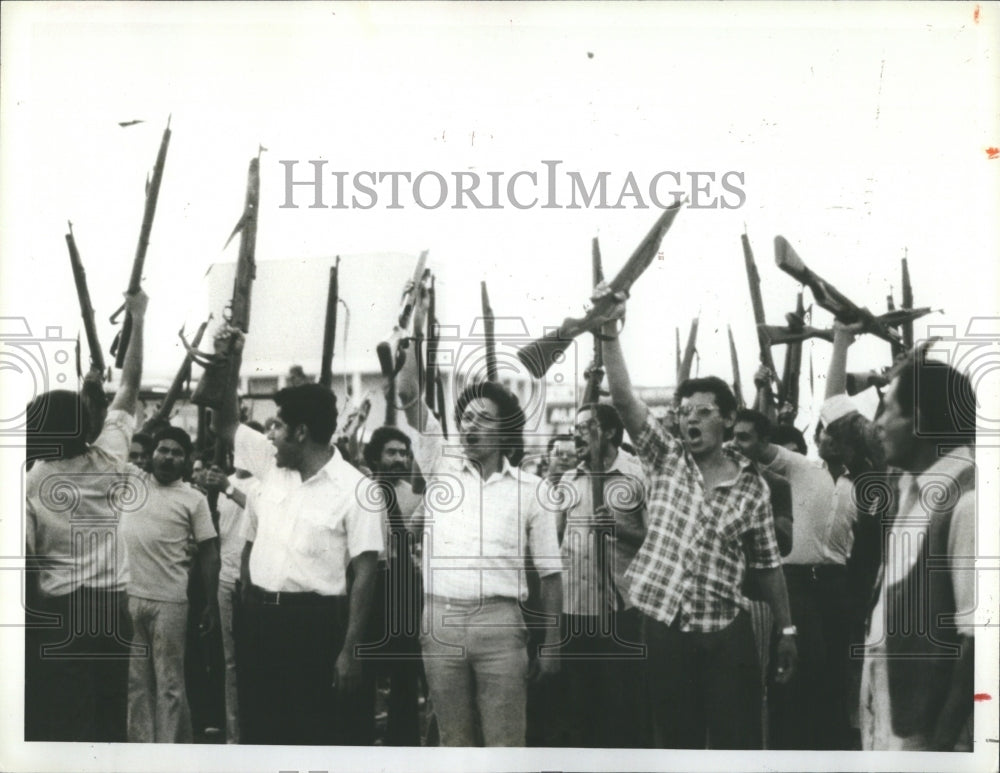 1980 Press Photo Trainees in &quot;The Castro Connection&quot; - Historic Images