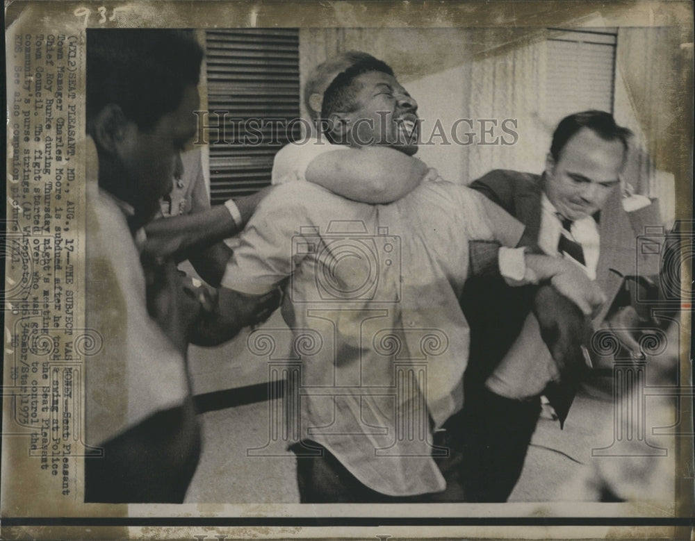 1973 Charles Moore Arrested for Punching Policeman - Historic Images