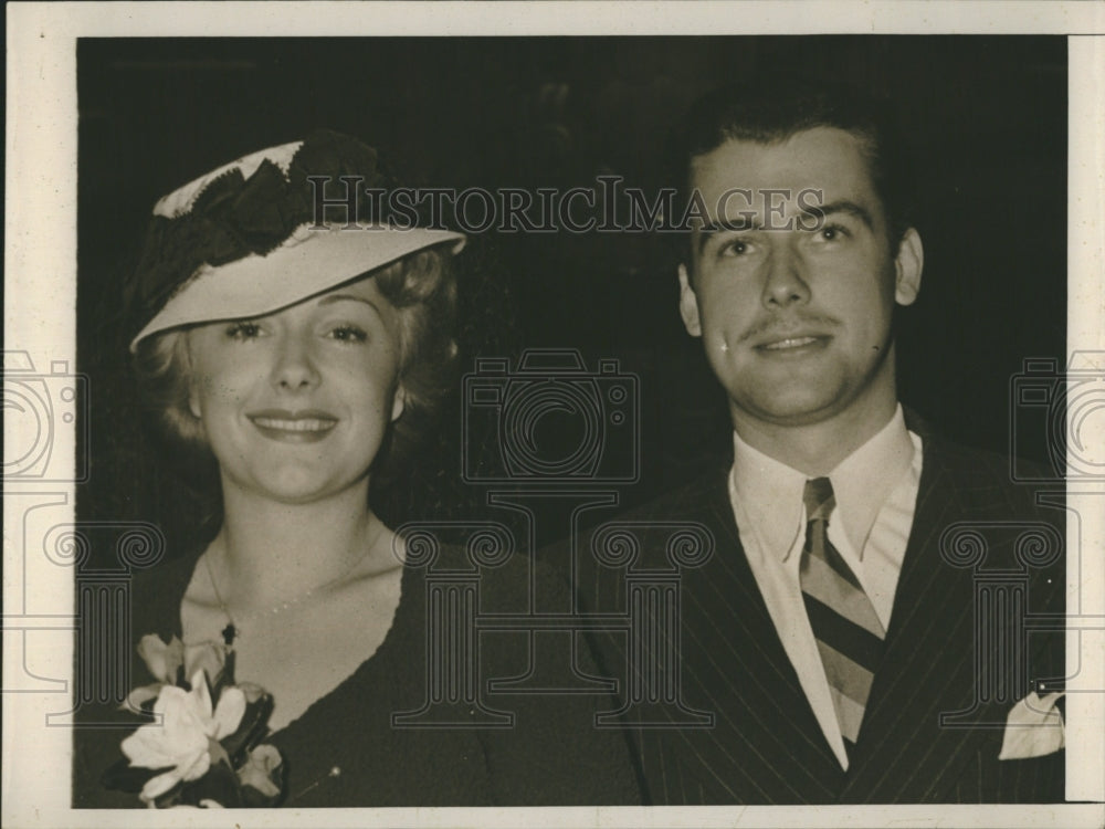 1940 movie star Richard Greene and his wife, actress Virginia Field - Historic Images