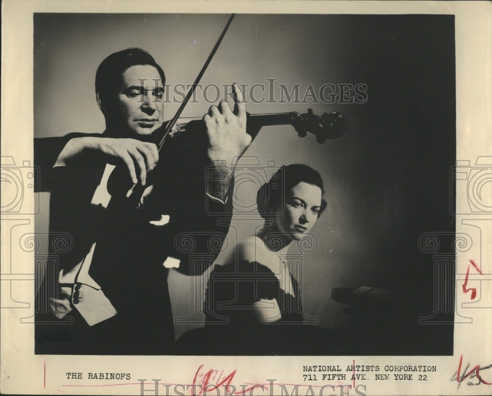1960 Benno and Sylvia Rabinof, a violin and piano duo - Historic Images