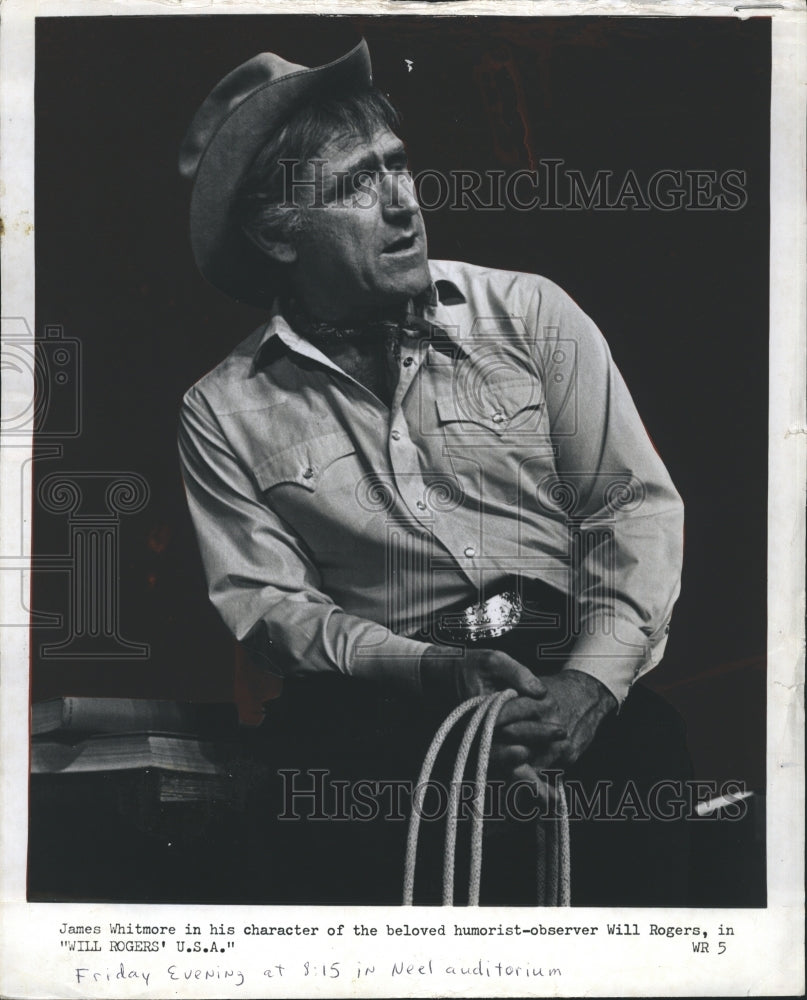 1972 Actor James Whitmore play as humorist-observer Will Rogers. - Historic Images