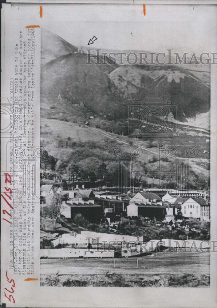 1968 Arrow shows work on Coal Mountain. - Historic Images