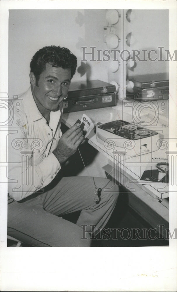 1963 John Raitt American popular music singer. - Historic Images