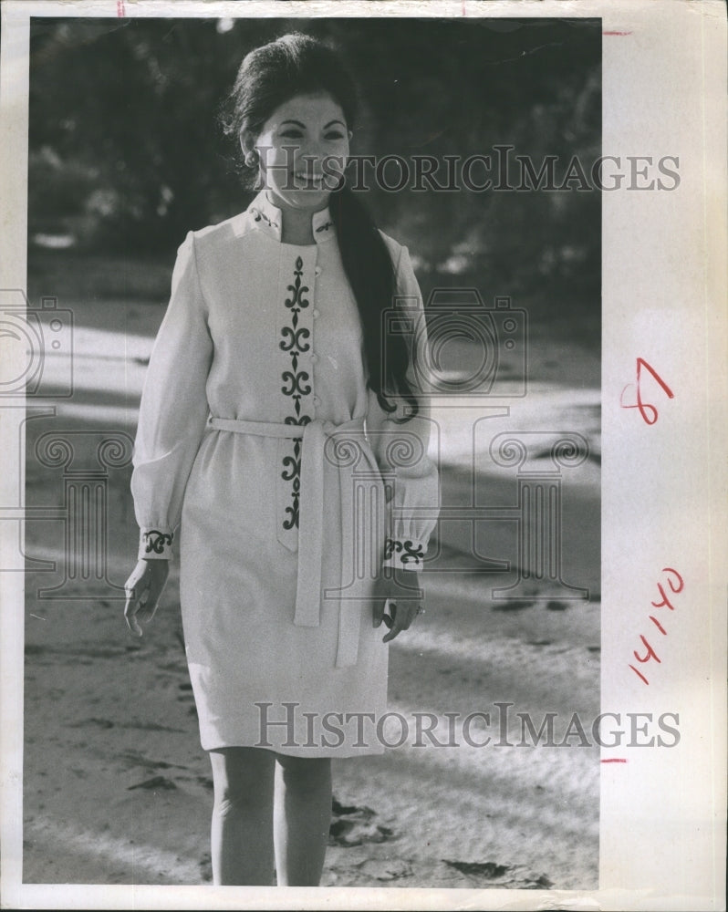 1968 Marisa Carmody Modeling East Indian Shirtwaist Dress - Historic Images