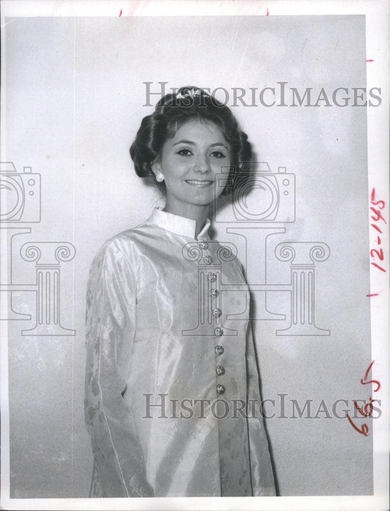 1968 Miss Ross Kathleen Shrine Queen 1968. - Historic Images