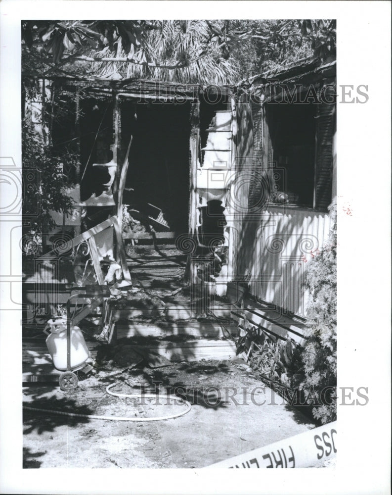 1991 Press Photo Linda Cook died in fatal mobile bomb fire - Historic Images