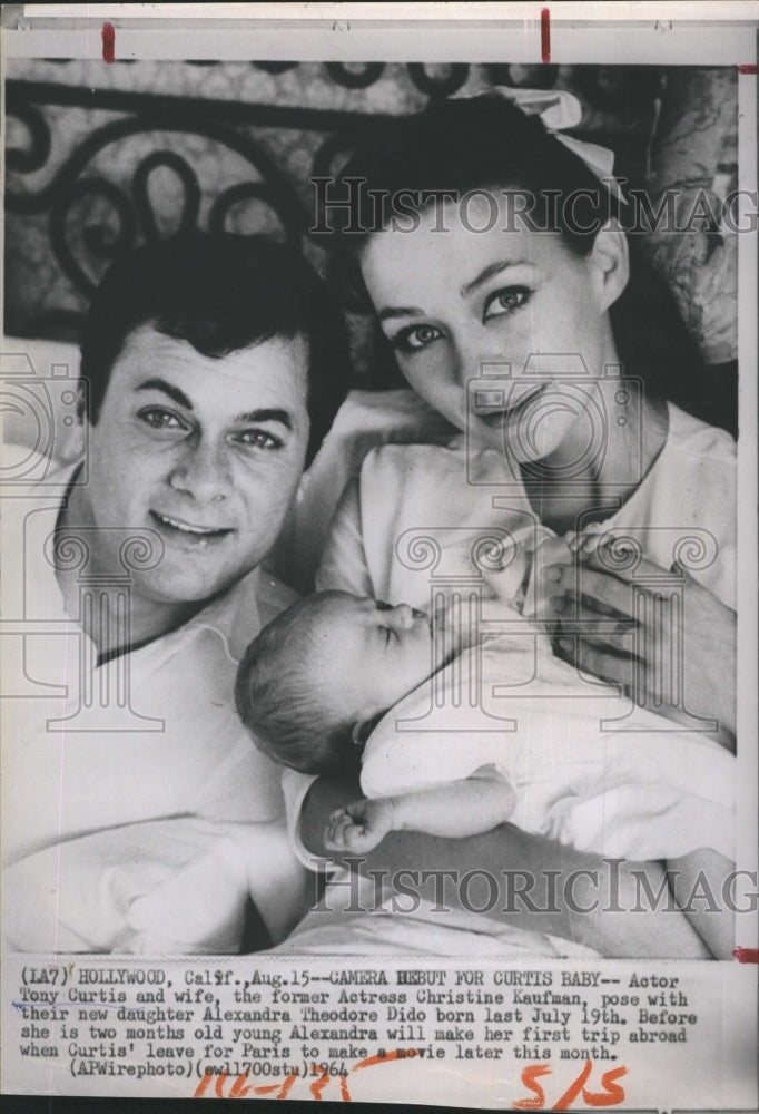 1964 Tony Curtis Actor Wife Christine Kaufman New Baby Alexandra - Historic Images