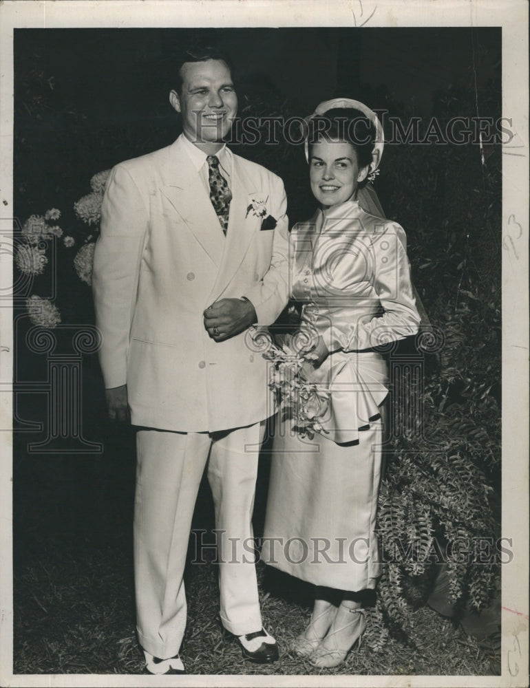 1951 Mr. and Mrs, William Finlayson McQueen. - Historic Images