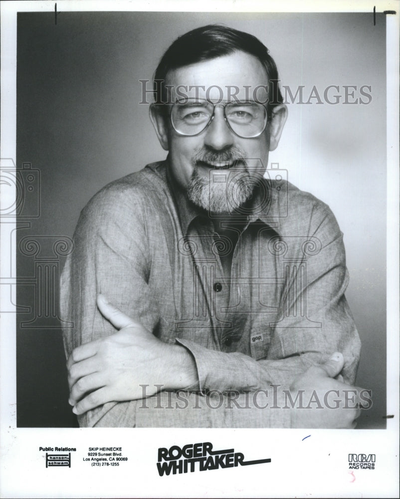 1980 Roger Whittaker Singer Songwriter Guitarist Musician Pop Music - Historic Images