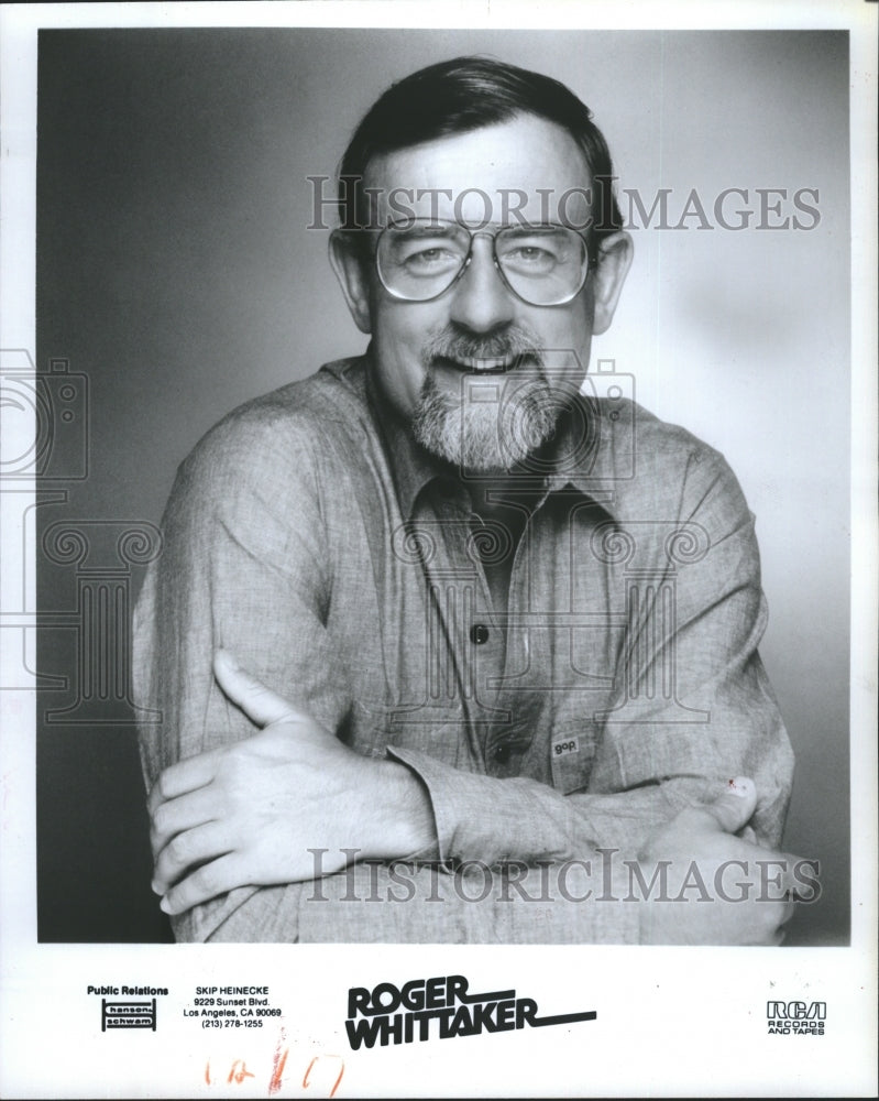 1980 Roger Whittaker Pop Singer Songwriter Guitarist Musician - Historic Images