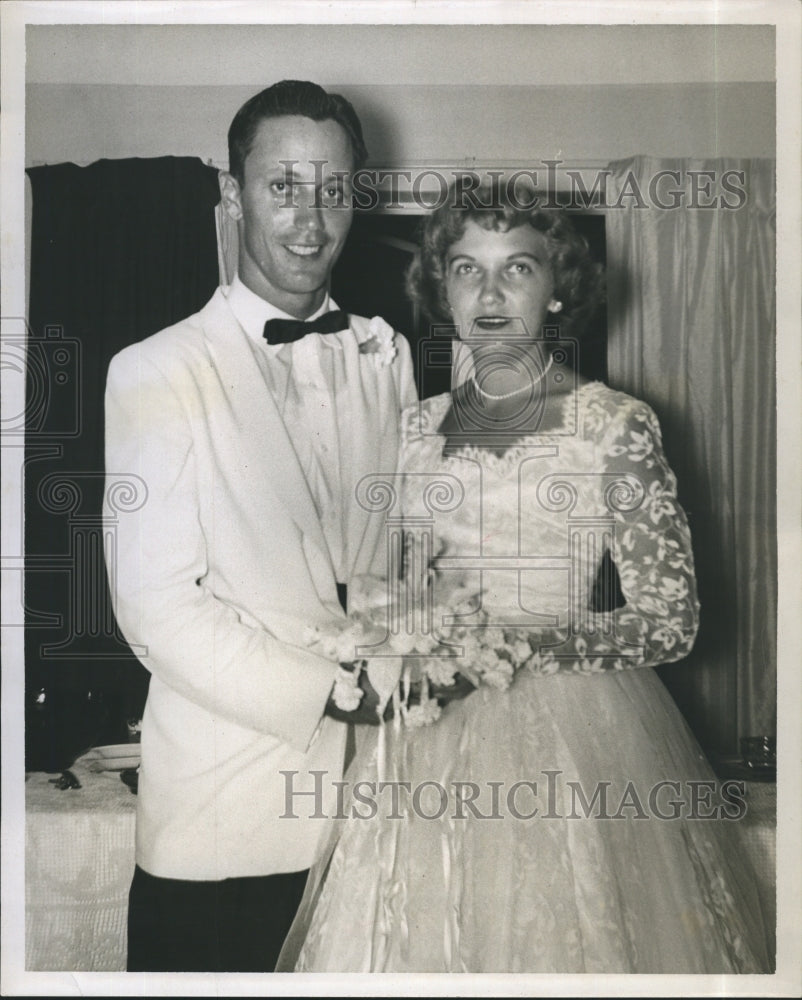 Press Photo Hetland-Whipple Wedding - Historic Images