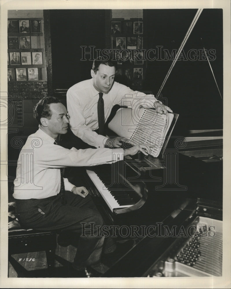 1966 A picture of Arthur Gold & Robert Fizdale - Historic Images