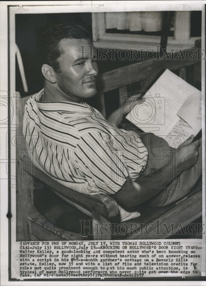 1957 Walter Kelley actor - Historic Images