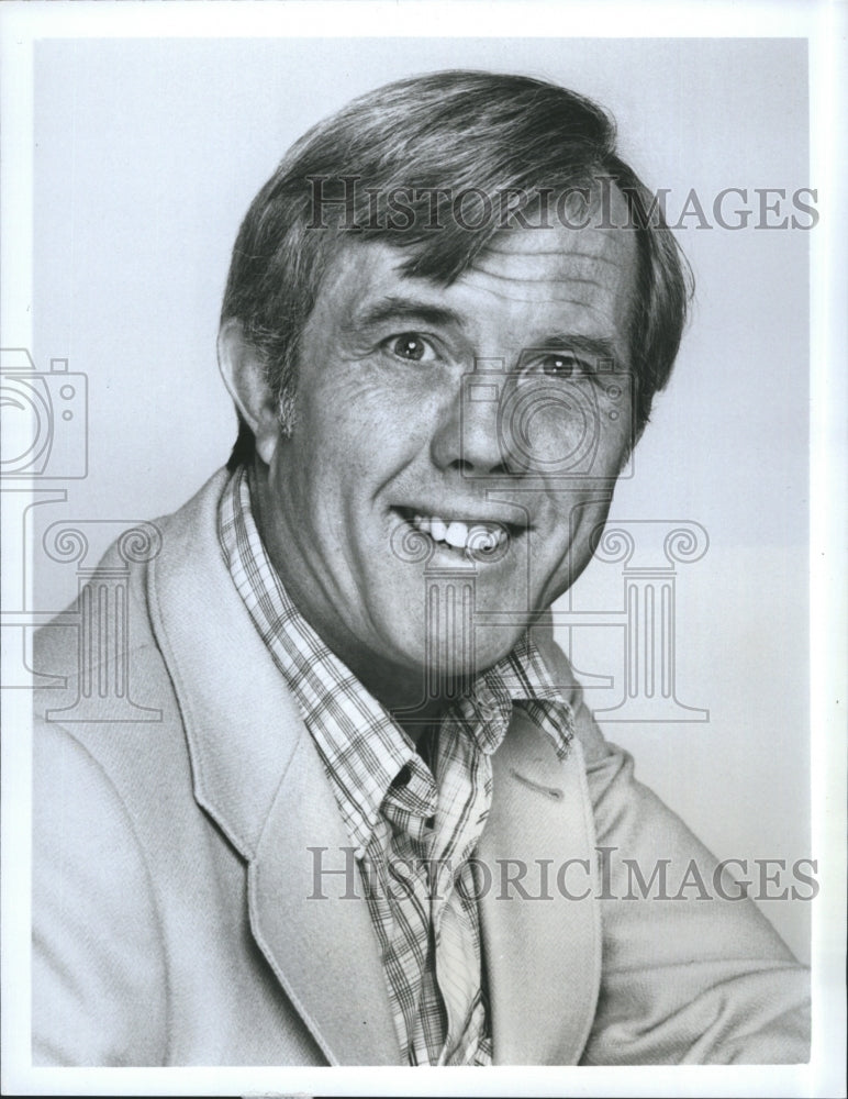 1982 Dennis Fimple on "Matt Houston" - Historic Images