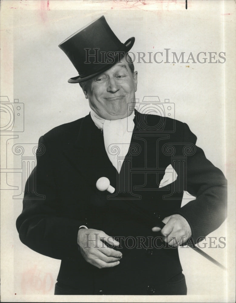 1963 Maurice Chevalier Television show - Historic Images